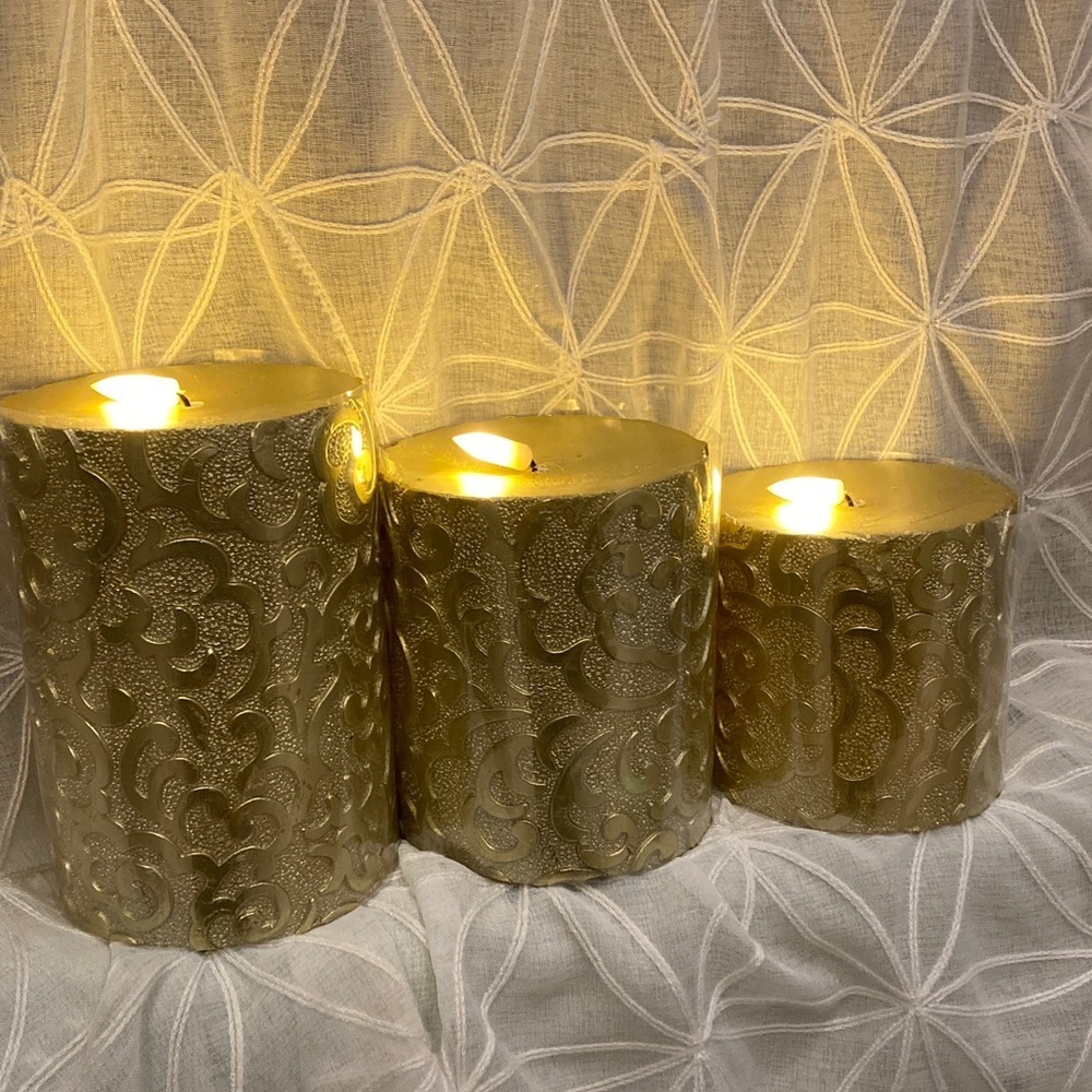 Set of 3 Battery Operated Candles - Picture 2 of 6